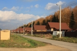 Коттеджный поселок Иван Купала, к продаже предлагаются как участки без подряда, так и готовые дома.